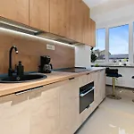 Penthouse Romana * Бухарест