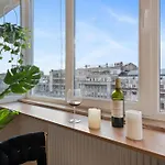 Penthouse Romana * Бухарест