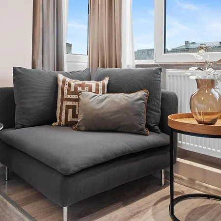 Rentforcomfort Penthouse Romana Bükreş