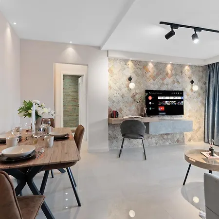 Apartamento Penthouse Romana