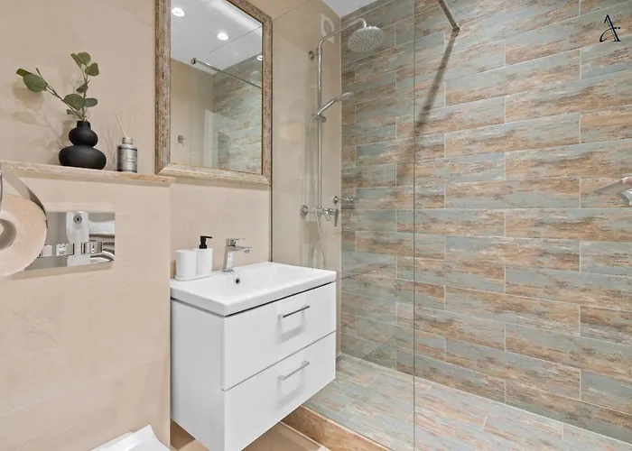 Penthouse Romana