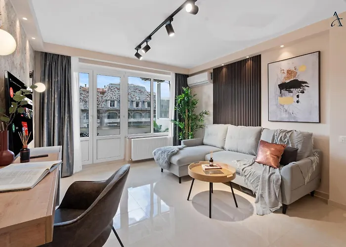 Penthouse Romana