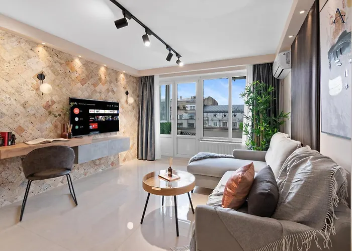 Penthouse Romana *