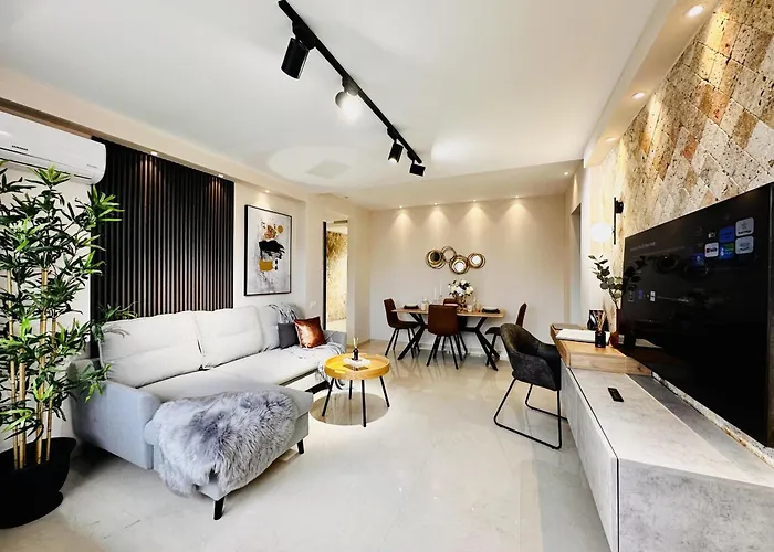 Penthouse Romana *