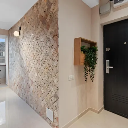 Penthouse Romana *